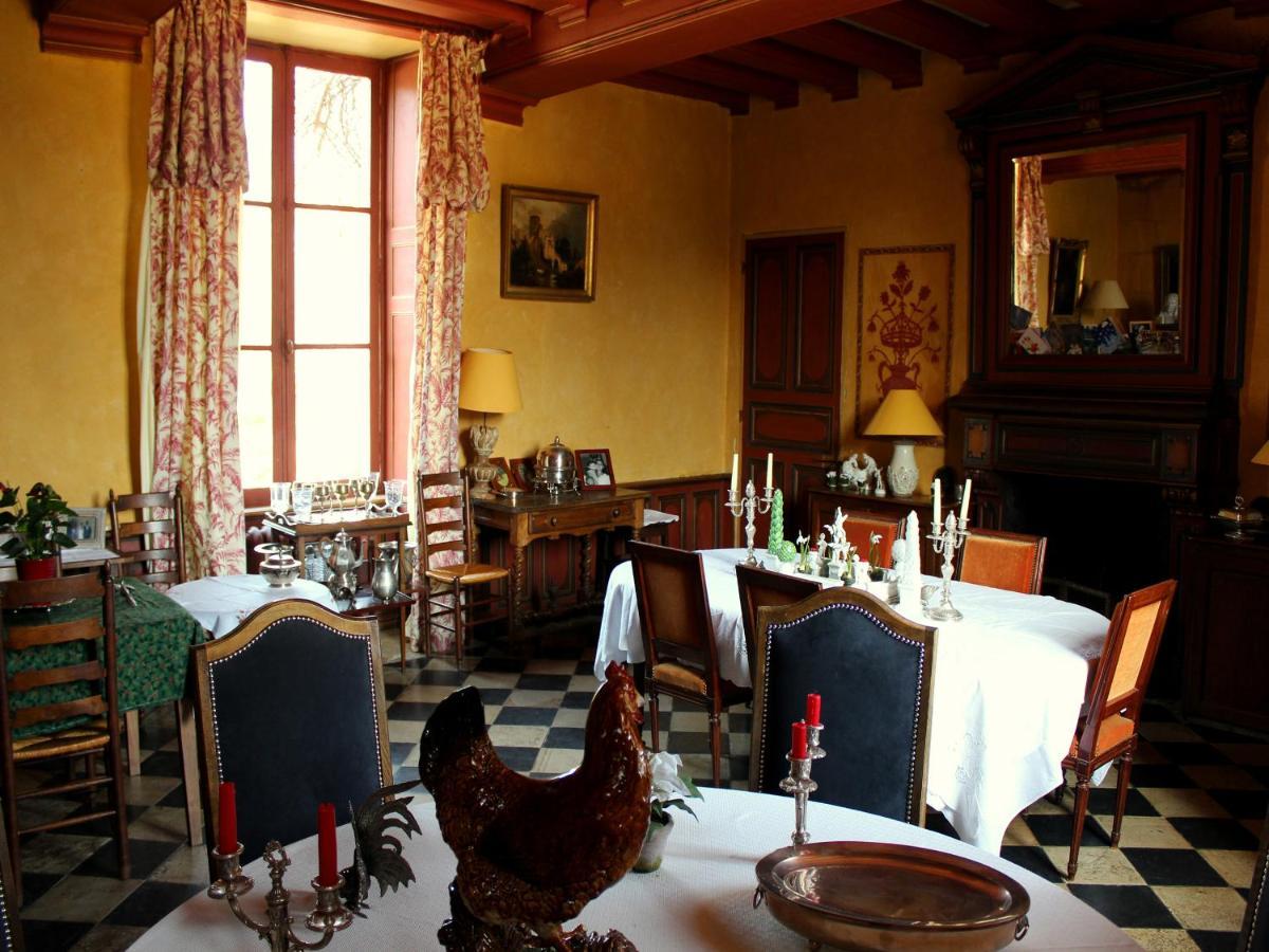 Chateau De Chambiers Durtal Exteriör bild