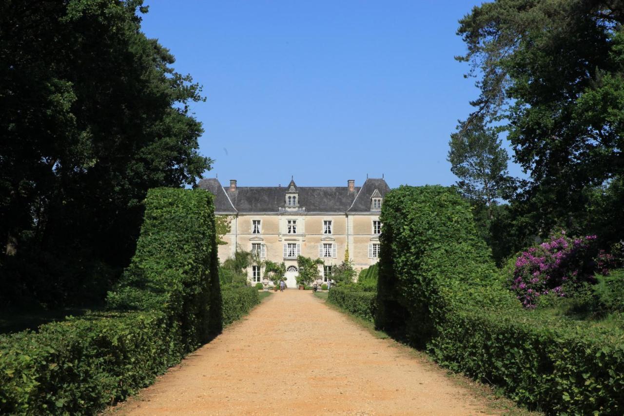 Chateau De Chambiers Durtal Exteriör bild